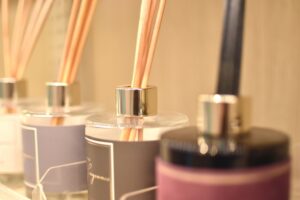 ルームフレグランスをプレゼントしたい…3000円前後のおすすめの商品や選ぶ時の注意点