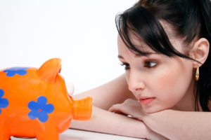 20代女性のベストなお金の使い道とは？現状把握と未来への投資がカギ