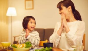 「夜、お腹すいた…」おすすめのコンビニ夜食を太らない・健康重視で厳選